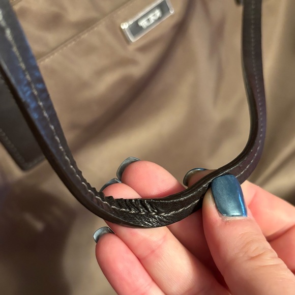 Tumi Olive Green Nylon Tote - Picture 3 of 13